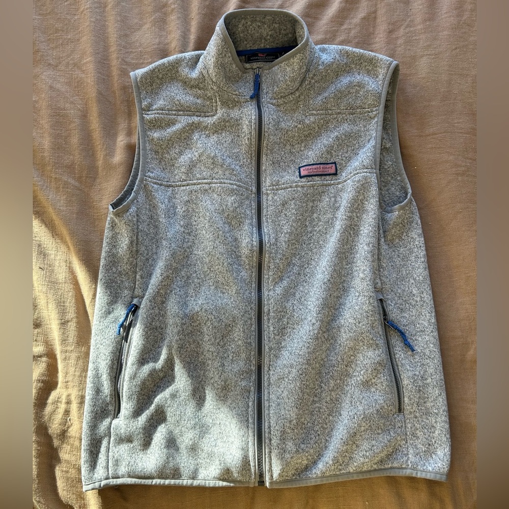 NEW Men’s Vineyard Vines Harbor Fleece Vest (Medium)